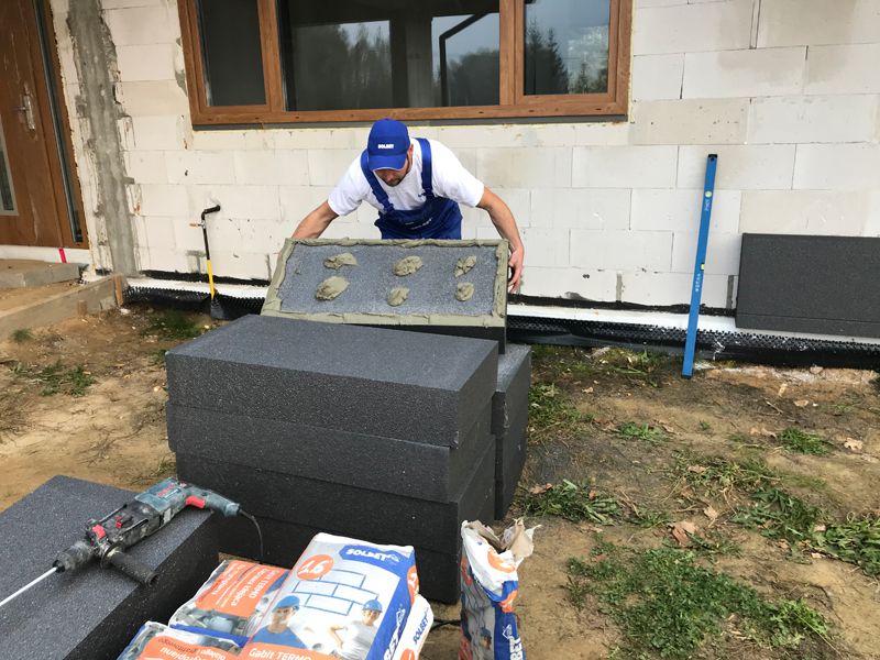 Roboty murarskie
w obniżonych temperaturach - zdjęcie tytułowe